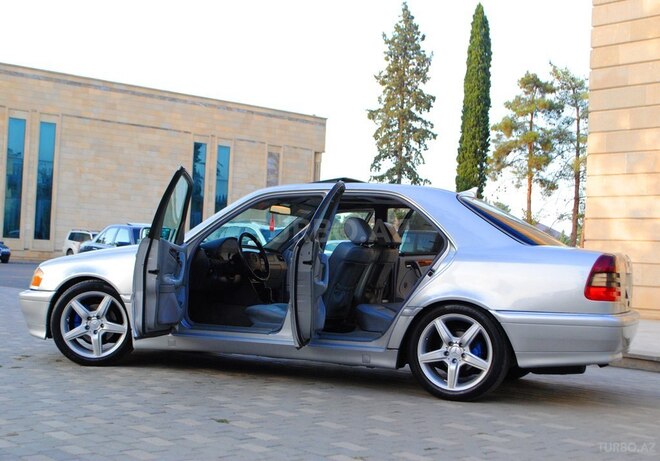 Mercedes C 230 1997, 140,000 km - 2.3 l - İmişli