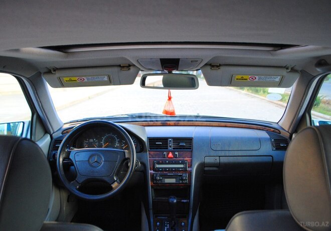 Mercedes C 230 1997, 140,000 km - 2.3 l - İmişli