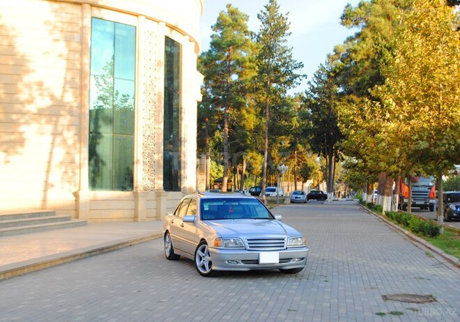Mercedes C 230 1997, 140,000 km - 2.3 l - İmişli