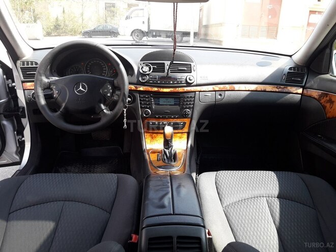 Mercedes E 220 2002, 360,000 km - 2.2 l - Bakı