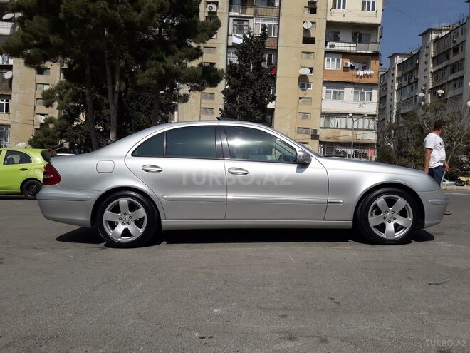 Mercedes E 220 2002, 360,000 km - 2.2 l - Bakı