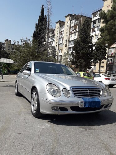 Mercedes E 220 2002, 360,000 km - 2.2 l - Bakı