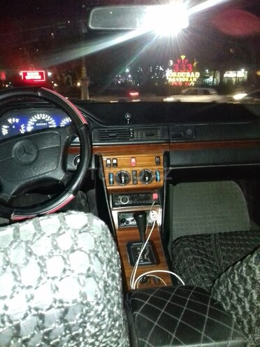 Mercedes E 220 1993, 506,000 km - 2.2 l - Bakı