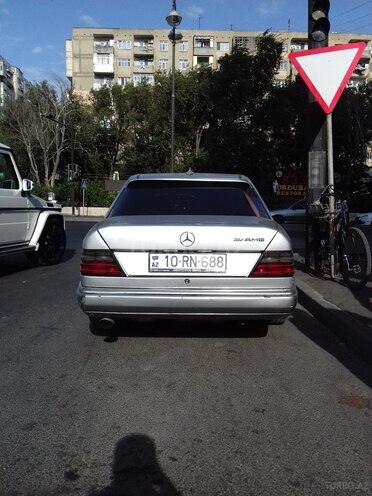 Mercedes E 220 1993, 506,000 km - 2.2 l - Bakı