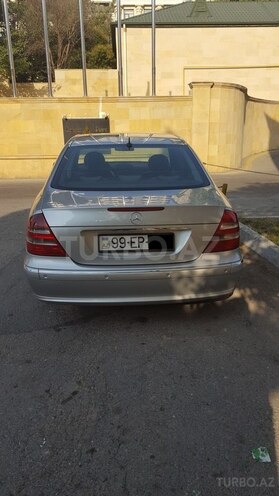Mercedes E 220 2005, 320,000 km - 2.2 l - Bakı