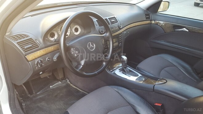 Mercedes E 220 2005, 320,000 km - 2.2 l - Bakı