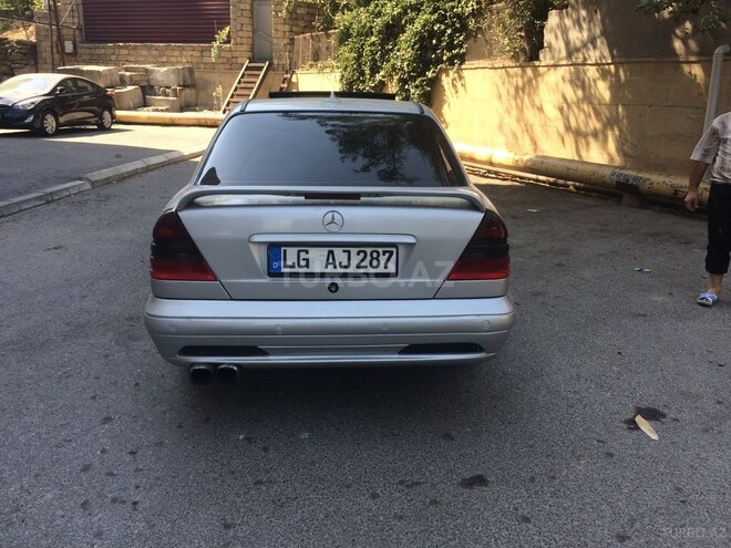 Mercedes C 240 1997, 337,907 km - 2.4 л - Bakı