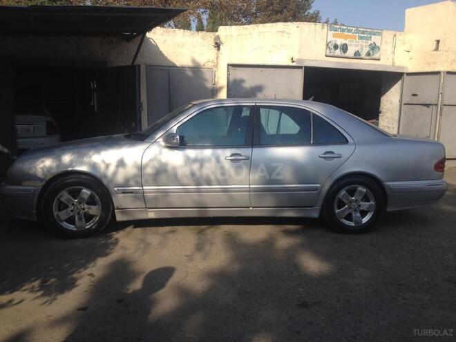 Mercedes E 200 2001, 341,128 km - 2.0 l - Bakı