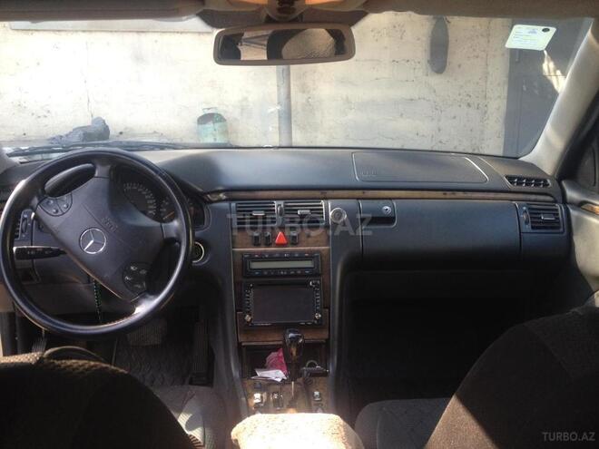 Mercedes E 200 2001, 341,128 km - 2.0 l - Bakı