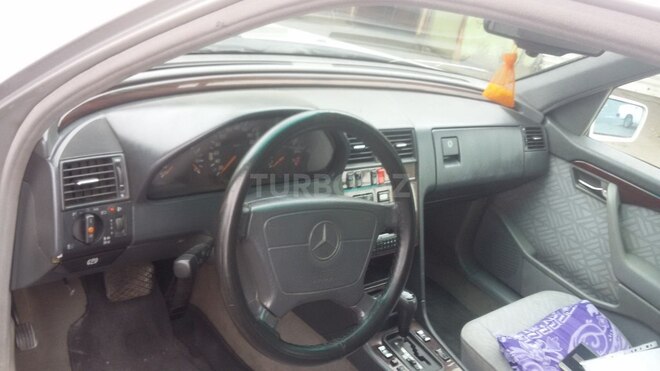 Mercedes C 280 1995, 295,677 km - 2.8 л - Bakı