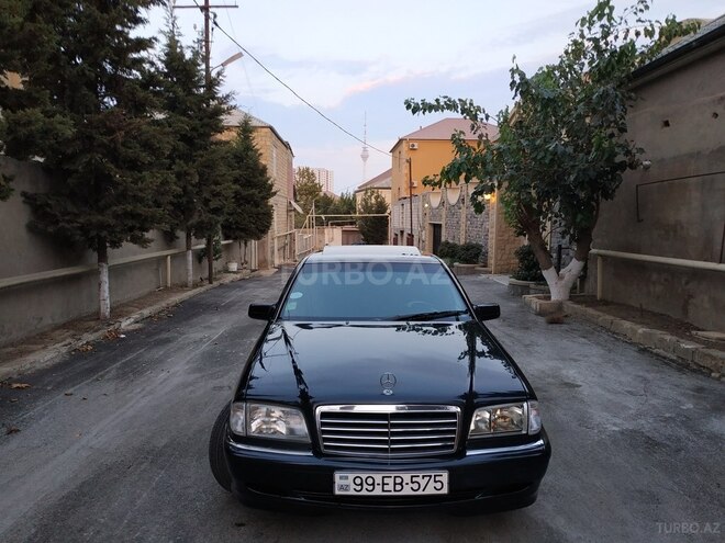 Mercedes C 220 1997, 245,000 km - 2.2 л - Bakı
