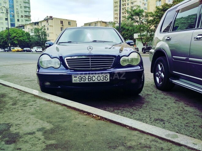Mercedes C 200 2000, 246,000 km - 2.0 l - Bakı