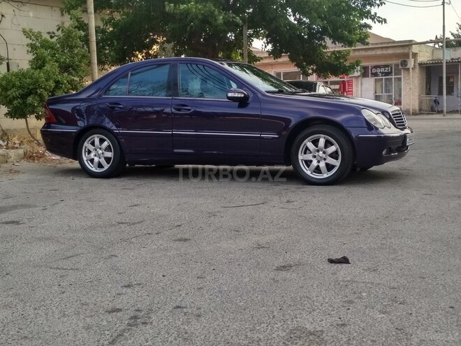 Mercedes C 200 2000, 246,000 km - 2.0 l - Bakı