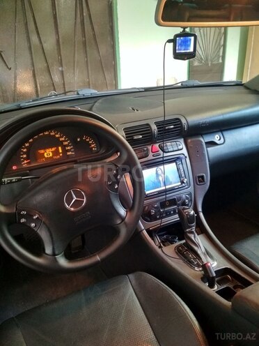 Mercedes C 200 2000, 246,000 km - 2.0 l - Bakı
