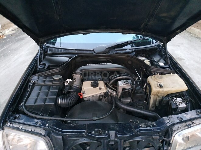 Mercedes C 220 1997, 245,000 km - 2.2 л - Bakı