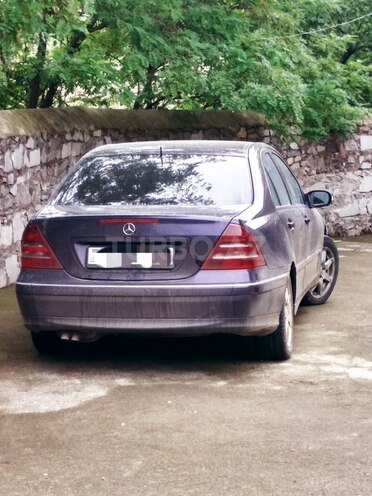 Mercedes C 200 2000, 246,000 km - 2.0 l - Bakı
