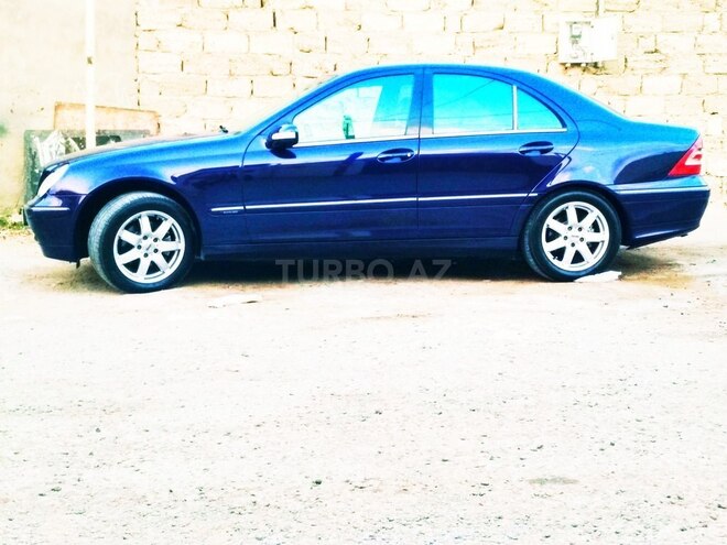 Mercedes C 200 2000, 246,000 km - 2.0 l - Bakı