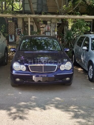 Mercedes C 200 2000, 246,000 km - 2.0 l - Bakı
