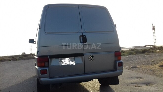 Volkswagen Transporter 2003, 315,000 km - 0.3 l - Sumqayıt