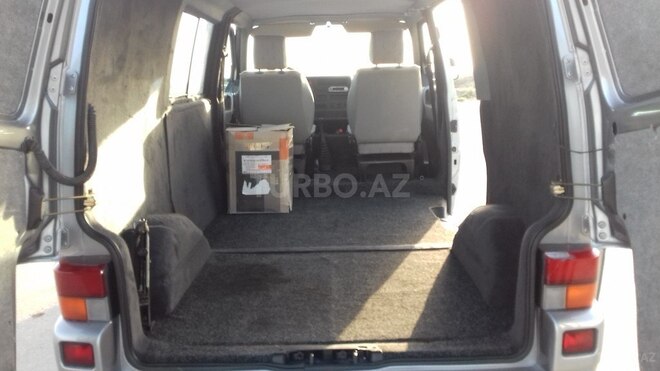 Volkswagen Transporter 2003, 315,000 km - 0.3 l - Sumqayıt