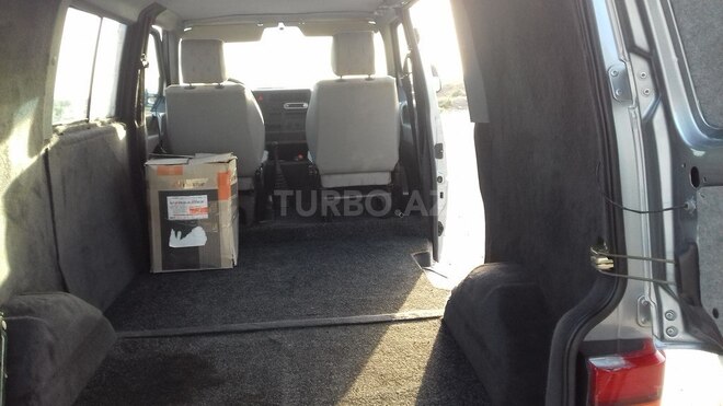 Volkswagen Transporter 2003, 315,000 km - 0.3 l - Sumqayıt