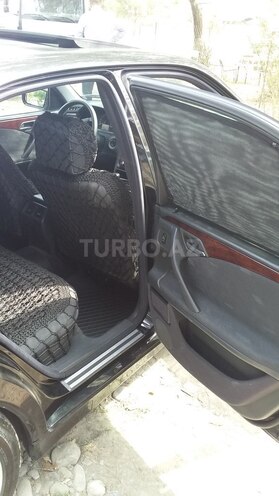 Mercedes E 200 1999, 247,000 km - 2.0 l - Göyçay