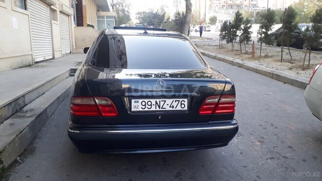 Mercedes E 240 2000, 237,521 km - 2.6 l - Bakı