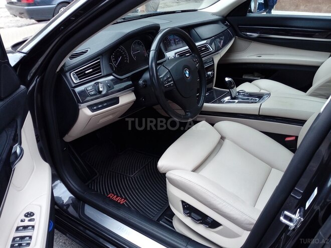 BMW 730 2009, 194,000 km - 3.0 l - Sumqayıt