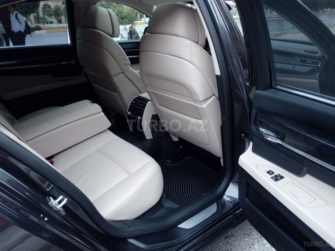 BMW 730 2009, 194,000 km - 3.0 l - Sumqayıt