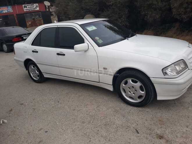 Mercedes C 200 2000, 130,000 km - 2.0 л - Bakı