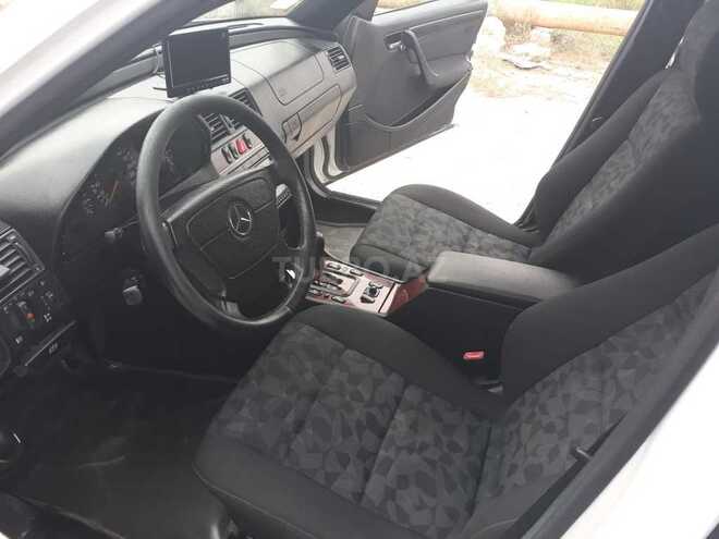 Mercedes C 200 2000, 130,000 km - 2.0 л - Bakı