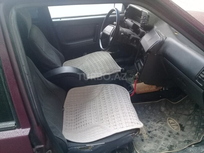 LADA (VAZ) 21099 1996, 300,000 km - 1.6 l - Quba