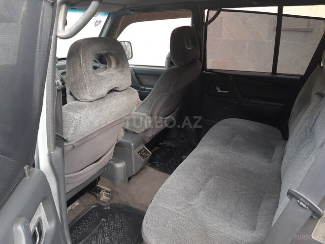 Mitsubishi Pajero 1995, 350,000 km - 2.8 л - Bakı