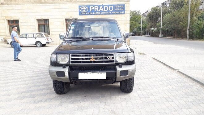 Mitsubishi Pajero 1998, 240,000 km - 2.3 l - Sumqayıt