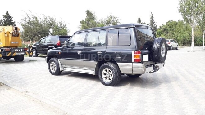 Mitsubishi Pajero 1998, 240,000 km - 2.3 l - Sumqayıt