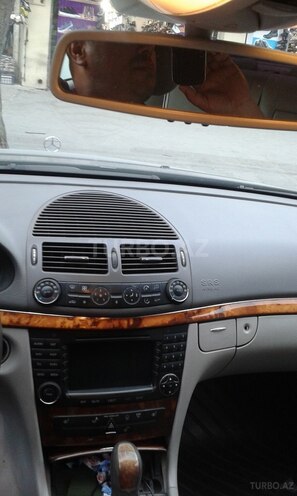 Mercedes E 320 2004, 278,000 km - 3.2 l - Bakı