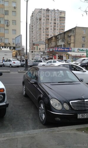 Mercedes E 320 2004, 278,000 km - 3.2 l - Bakı