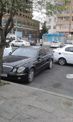 Mercedes E 320 2004, 278,000 km - 3.2 l - Bakı