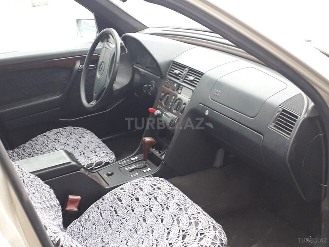 Mercedes C 200 1994, 230,000 km - 2.0 l - Sumqayıt