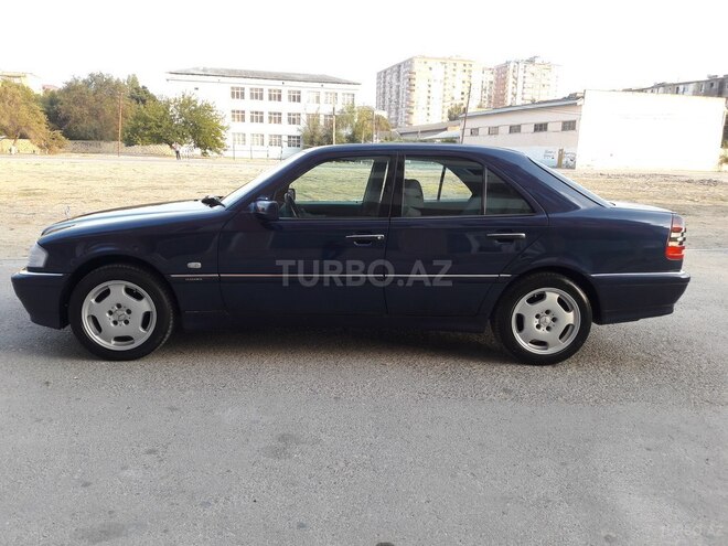 Mercedes E 200 1997, 231,468 km - 2.0 л - Sumqayıt