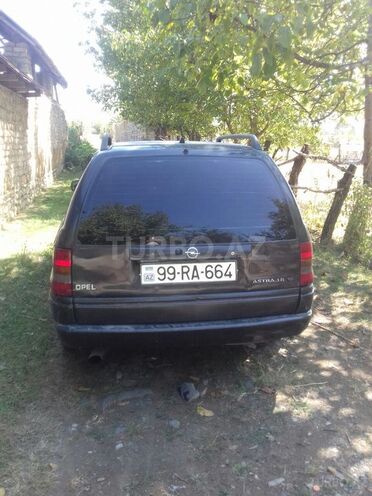 Opel Astra 1995, 285,000 km - 1.8 л - Bakı