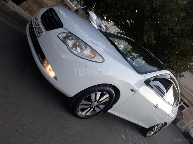 Hyundai Elantra 2008, 177,000 km - 0.9 l - Naxçıvan
