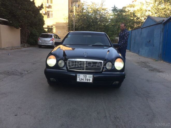 Mercedes E 320 1998, 280,000 km - 3.2 l - Bakı