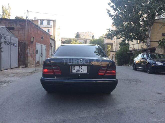 Mercedes E 320 1998, 280,000 km - 3.2 l - Bakı