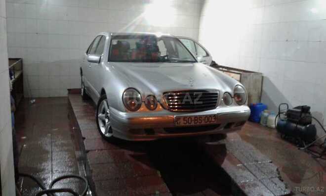 Mercedes E 220 2002, 250,000 km - 2.2 л - Bakı