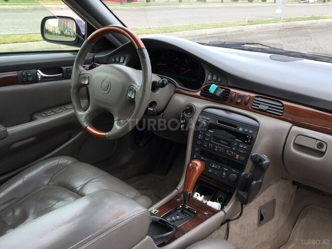 Cadillac  1998, 240,000 km - 4.6 l - Bakı