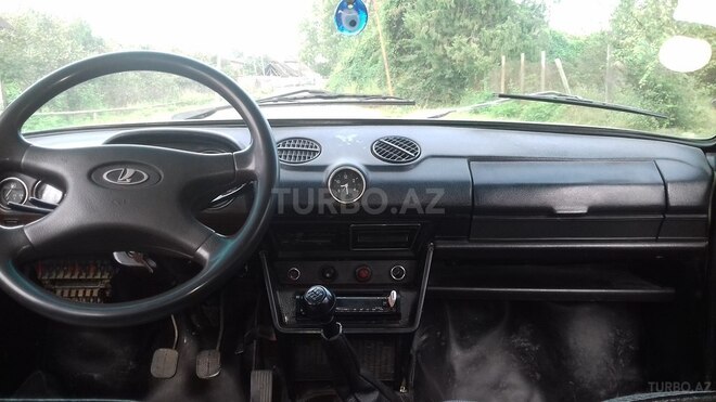 LADA (VAZ) 2106 1984, 98,000 km - 1.5 l - Qax