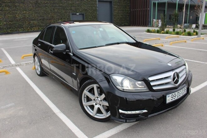 Mercedes C 350 2012, 138,000 km - 3.5 l - Bakı