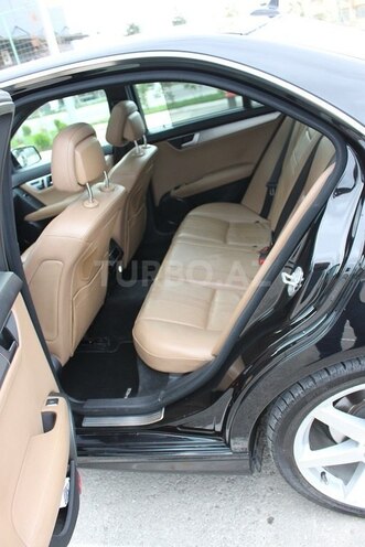 Mercedes C 350 2012, 138,000 km - 3.5 l - Bakı