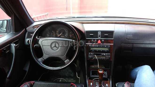 Mercedes C 240 1997, 295,500 km - 2.6 l - Bakı